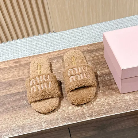 ミュウミュウ スリッパ