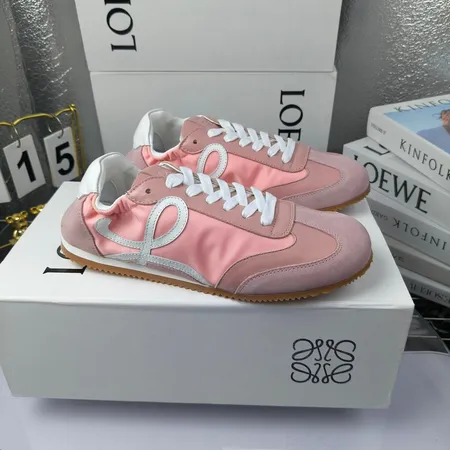 ロエベ スニーカー