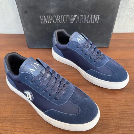 アルマーニ カジュアルシューズ
