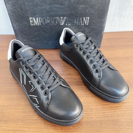 アルマーニ カジュアルシューズ