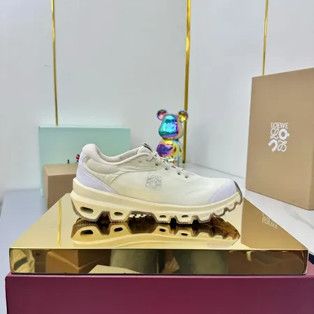 ロエベ スニーカー