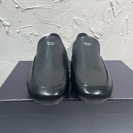 プラダ ビジネスシューズ