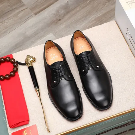 クリスチャン・ルブタン ビジネスシューズ