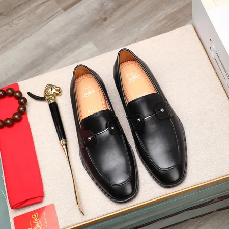 クリスチャン・ルブタン ビジネスシューズ