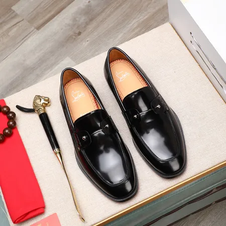 クリスチャン・ルブタン ビジネスシューズ