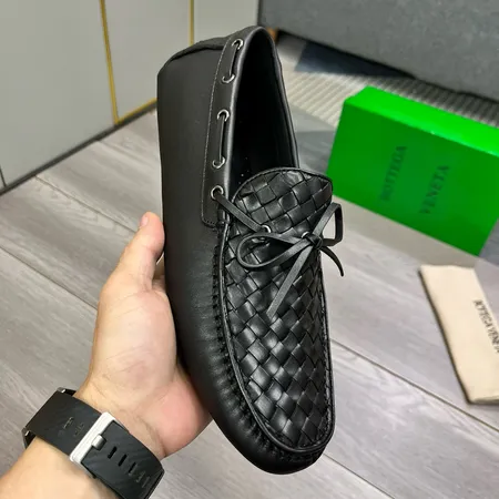 ボッテガ ヴェネタ カジュアルシューズ