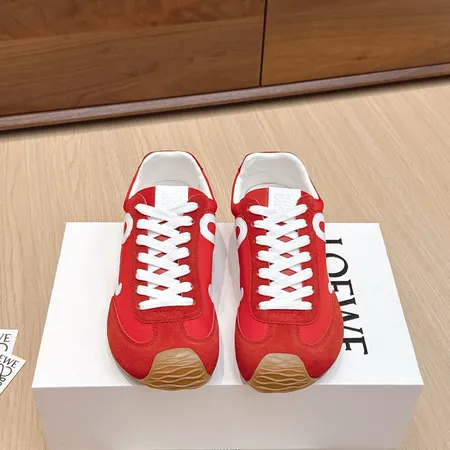 ロエベ スニーカー