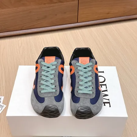 ロエベ スニーカー