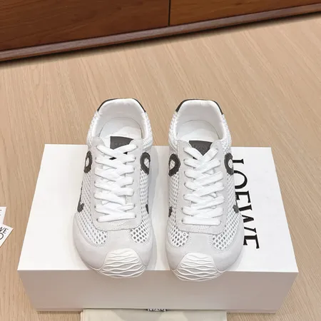 ロエベ スニーカー