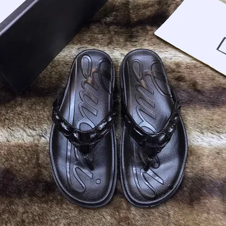 グッチ スリッパ