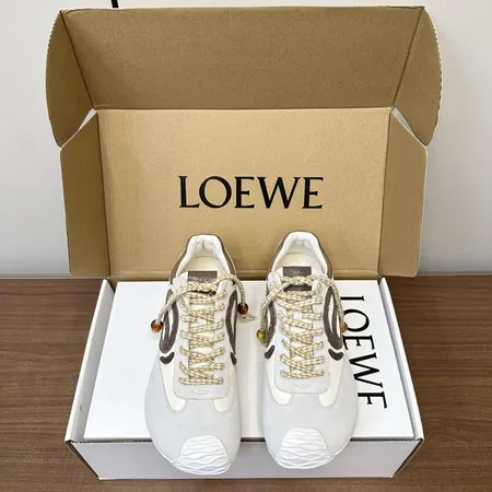 ロエベ スニーカー