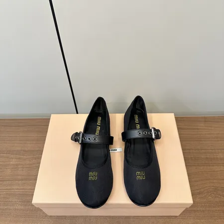 ミュウミュウ サンダル