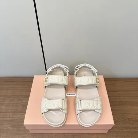 ミュウミュウ サンダル