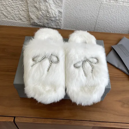 バレンシアガ スリッパ