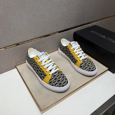 アルマーニ カジュアルシューズ