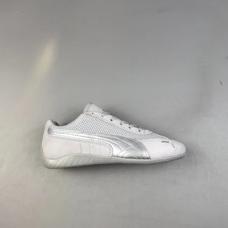 プーマ カジュアルシューズ