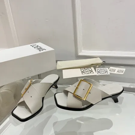 ロエベ スリッパ