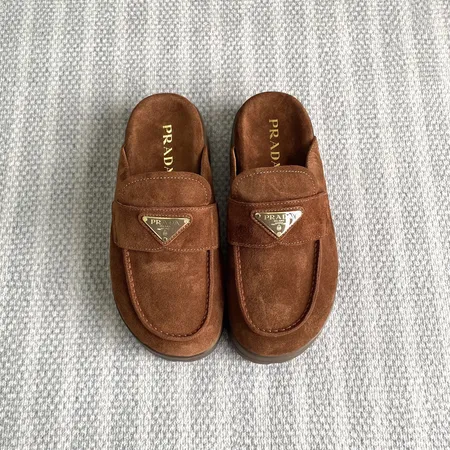 プラダ スリッパ