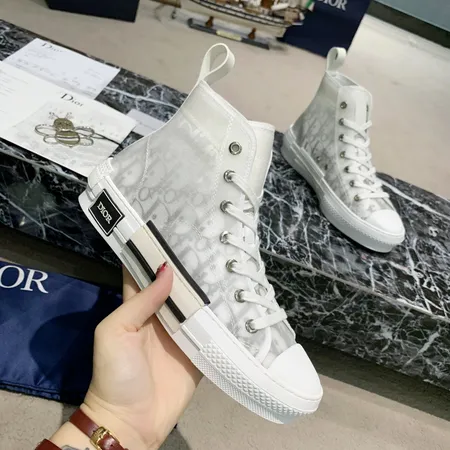 ディオール カジュアルシューズ