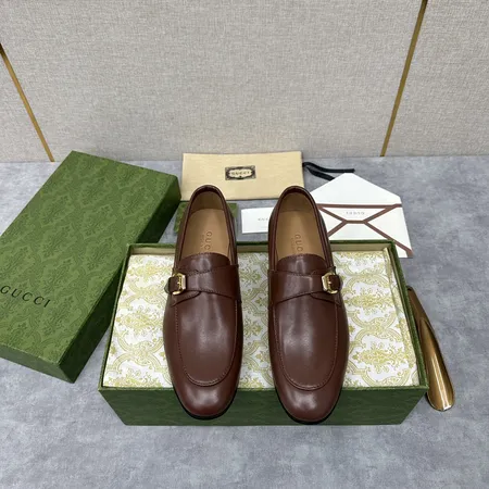 グッチ ビジネスシューズ