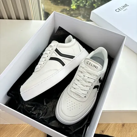 セリーヌ カジュアルシューズ