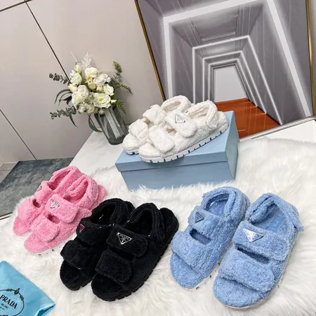 プラダ サンダル