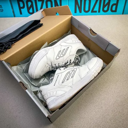 バレンシアガ カジュアルシューズ