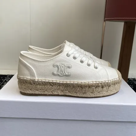 セリーヌ カジュアルシューズ