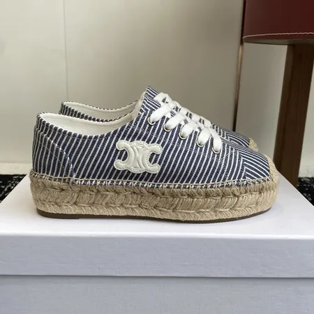 セリーヌ カジュアルシューズ