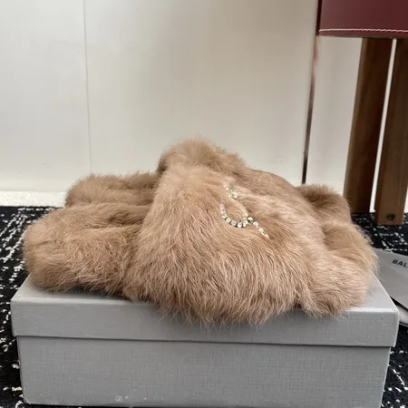 バレンシアガ スリッパ