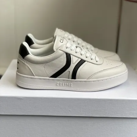 セリーヌ カジュアルシューズ