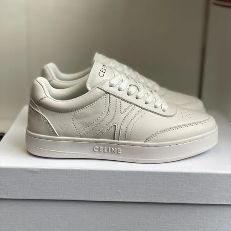 セリーヌ カジュアルシューズ