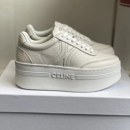 セリーヌ カジュアルシューズ