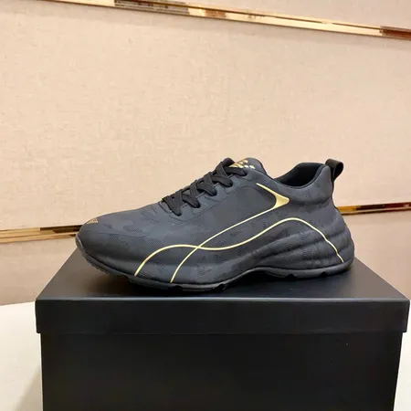 アルマーニ カジュアルシューズ