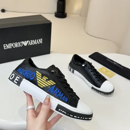 アルマーニ カジュアルシューズ