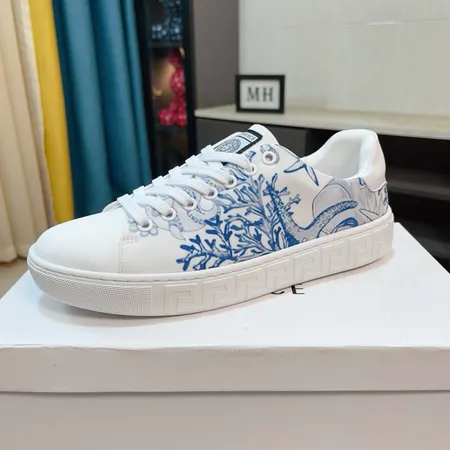 ヴェルサーチ カジュアルシューズ