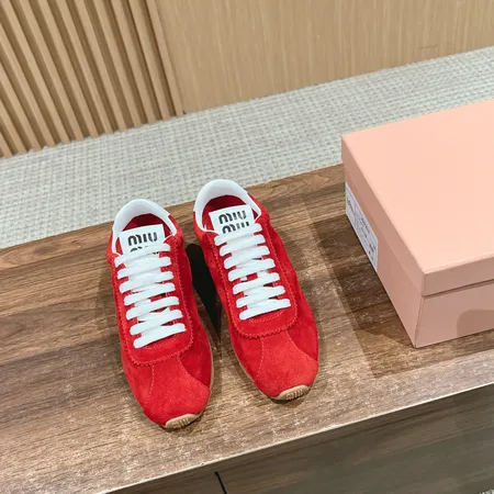 ミュウミュウ カジュアルシューズ