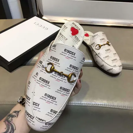 グッチ スリッパ