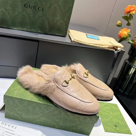 グッチ スリッパ