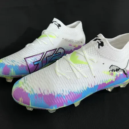 プーマ スニーカー