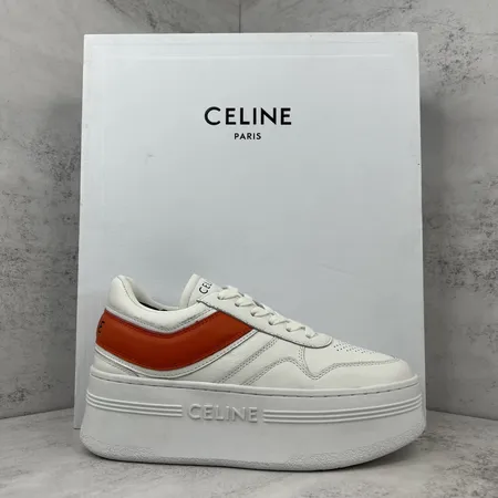 セリーヌ カジュアルシューズ
