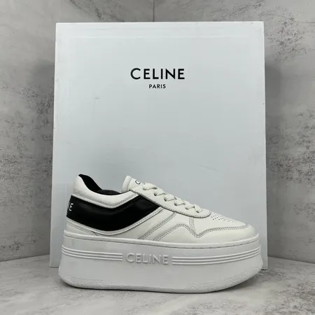 セリーヌ カジュアルシューズ