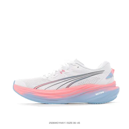 プーマ スニーカー