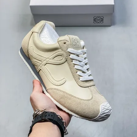 ロエベ カジュアルシューズ