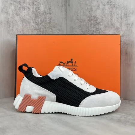 エルメス スニーカー