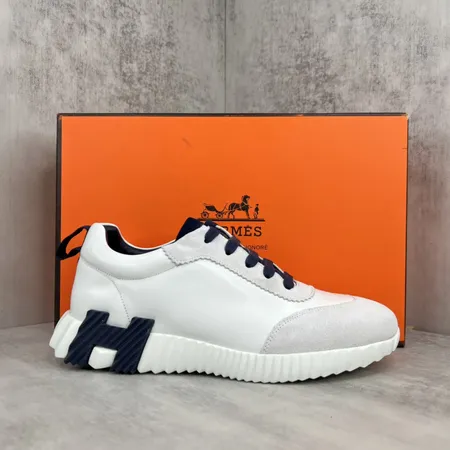エルメス スニーカー