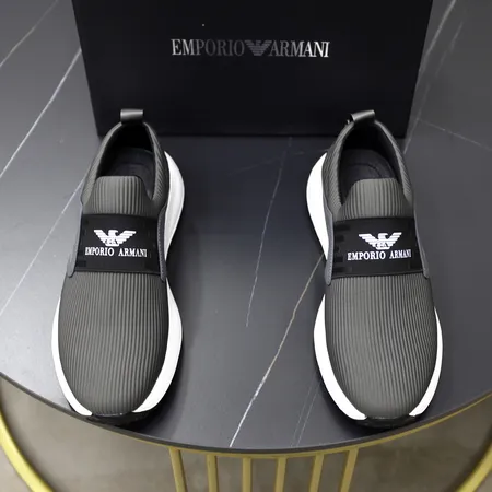 アルマーニ スニーカー