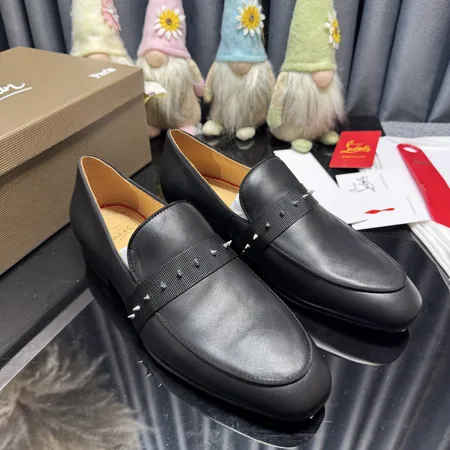 クリスチャン・ルブタン ビジネスシューズ