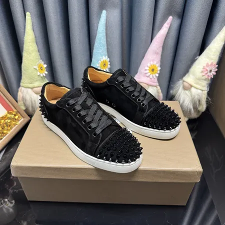 クリスチャン・ルブタン カジュアルシューズ