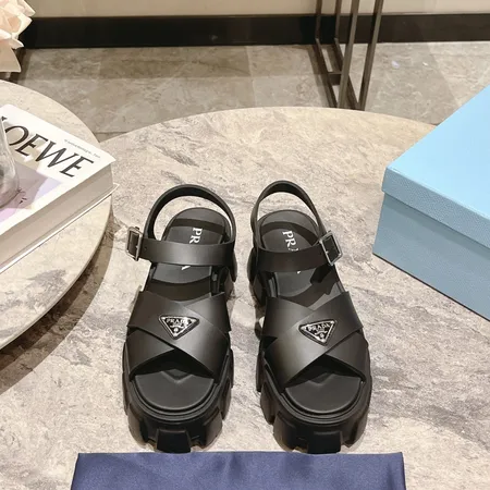 プラダ サンダル